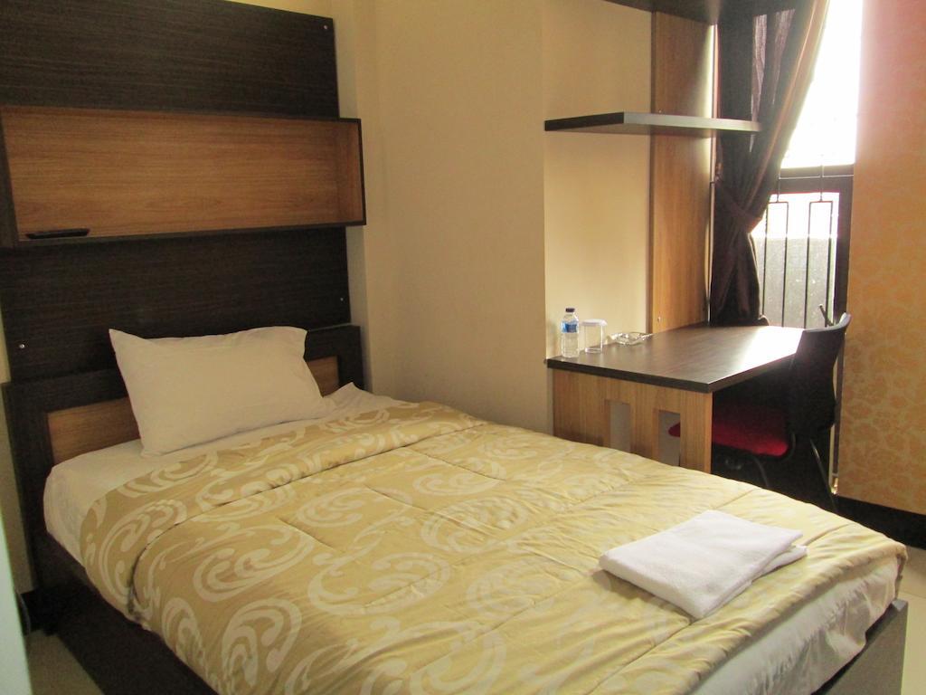 Allure Guest House Бандунг Номер фото